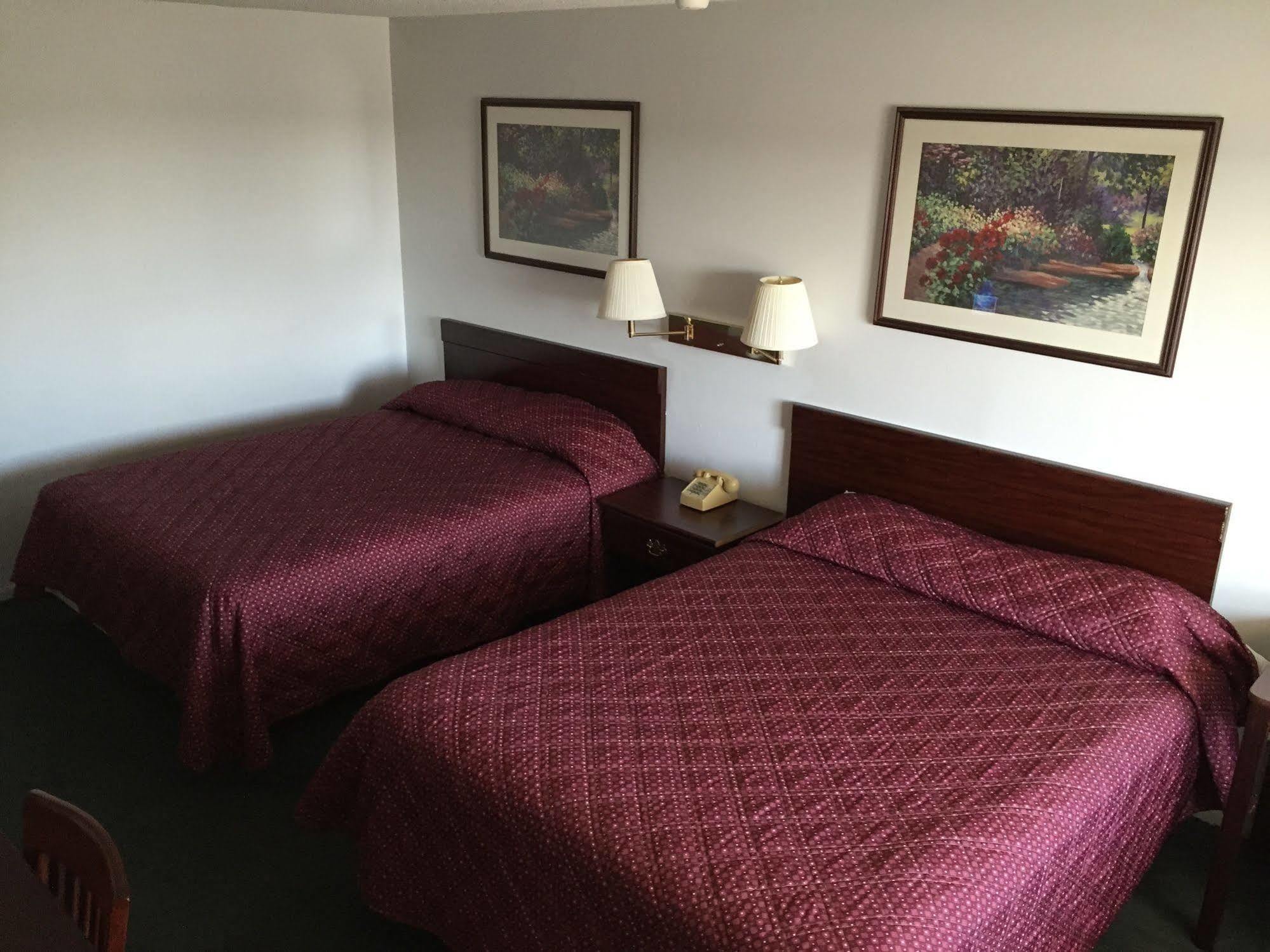 Slumber Inn Harrisonville Exteriér fotografie